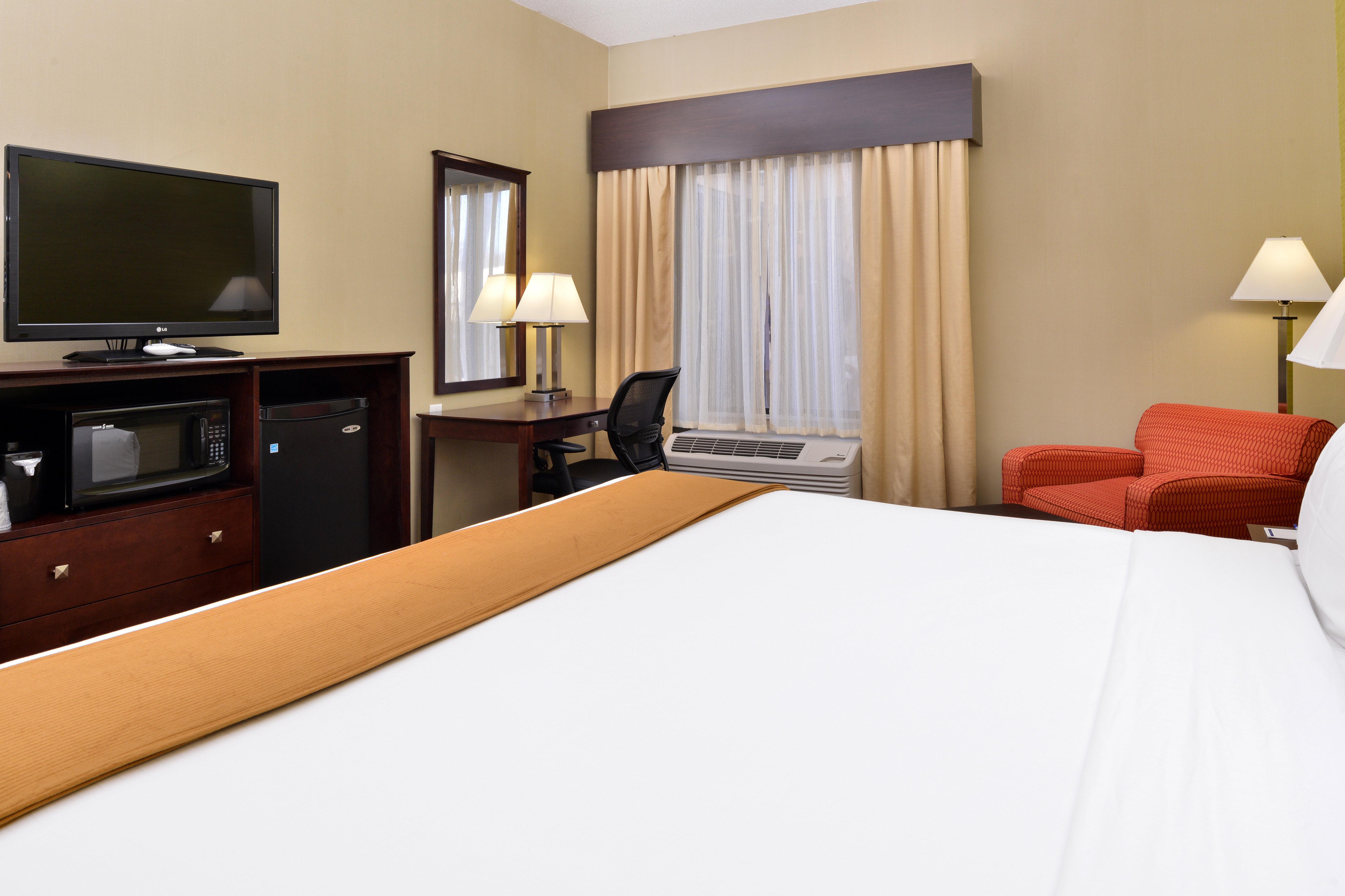 Holiday Inn Express Hotel & Suites Indianapolis W - Airport Area By Ihg Indianápolis Exterior foto