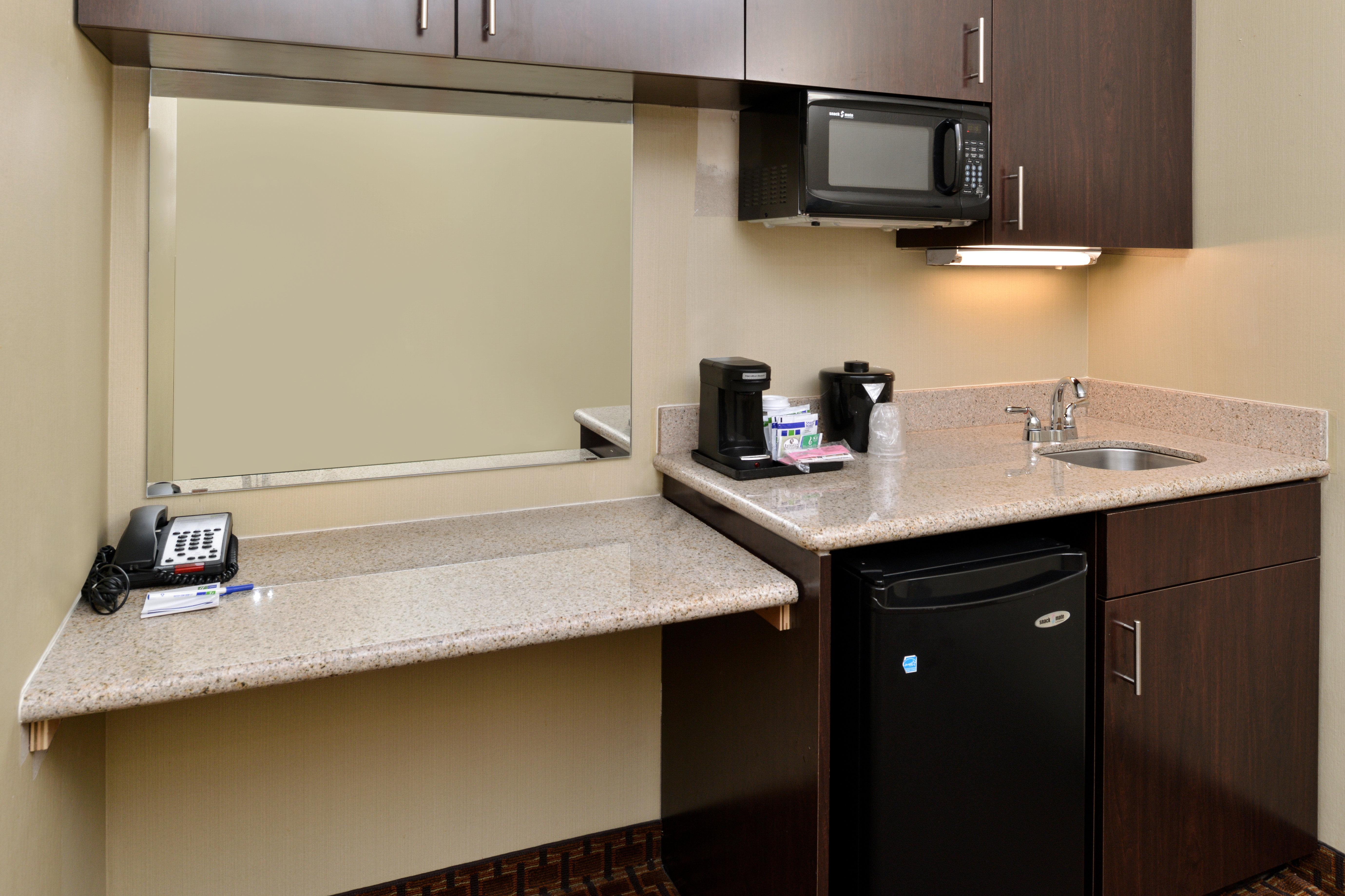 Holiday Inn Express Hotel & Suites Indianapolis W - Airport Area By Ihg Indianápolis Exterior foto