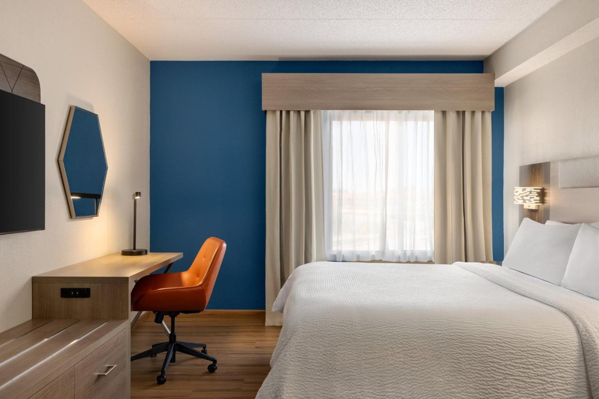 Holiday Inn Express Hotel & Suites Indianapolis W - Airport Area By Ihg Indianápolis Exterior foto