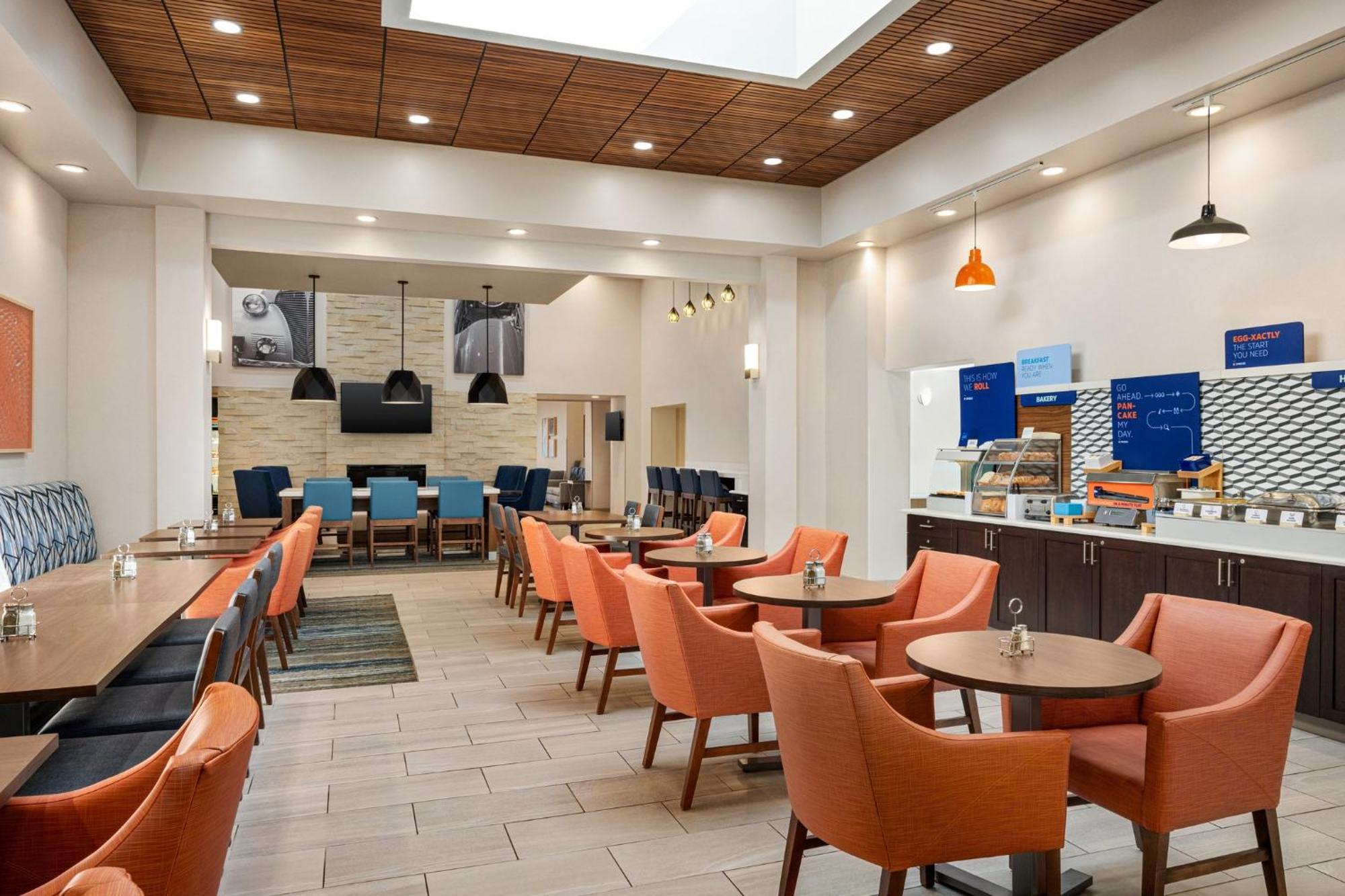 Holiday Inn Express Hotel & Suites Indianapolis W - Airport Area By Ihg Indianápolis Exterior foto