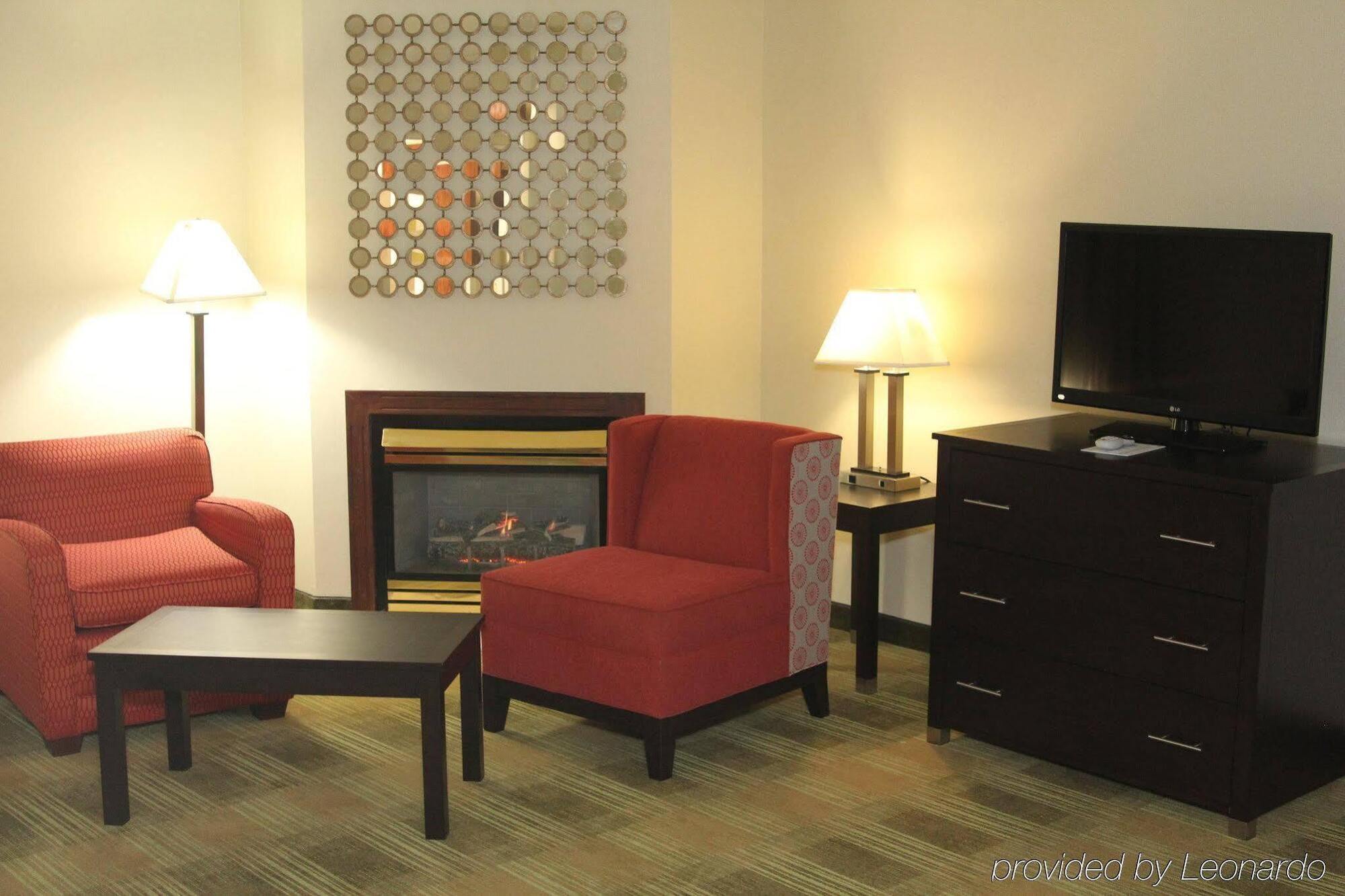 Holiday Inn Express Hotel & Suites Indianapolis W - Airport Area By Ihg Indianápolis Exterior foto